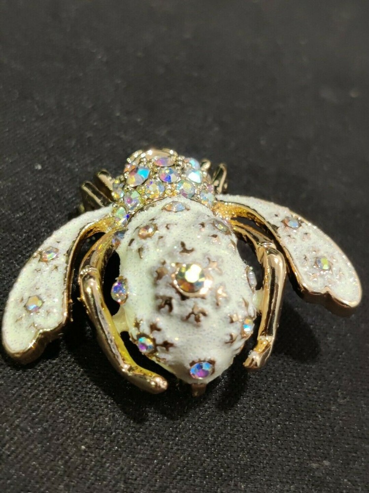 Joan rivers bee pin rare