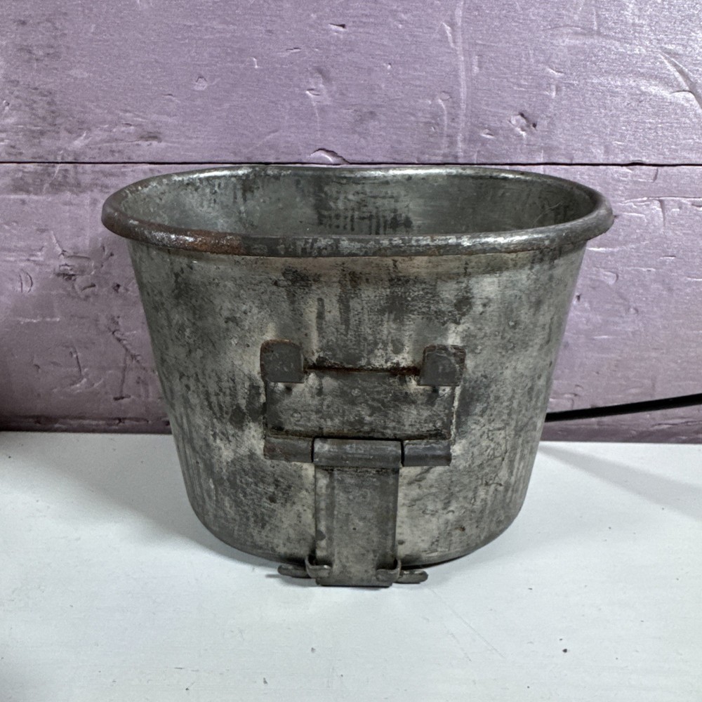 ORIGINAL WWII US ARMY & MARINE STEEL CANTEEN CUP-1943, FOLEY MFG CO