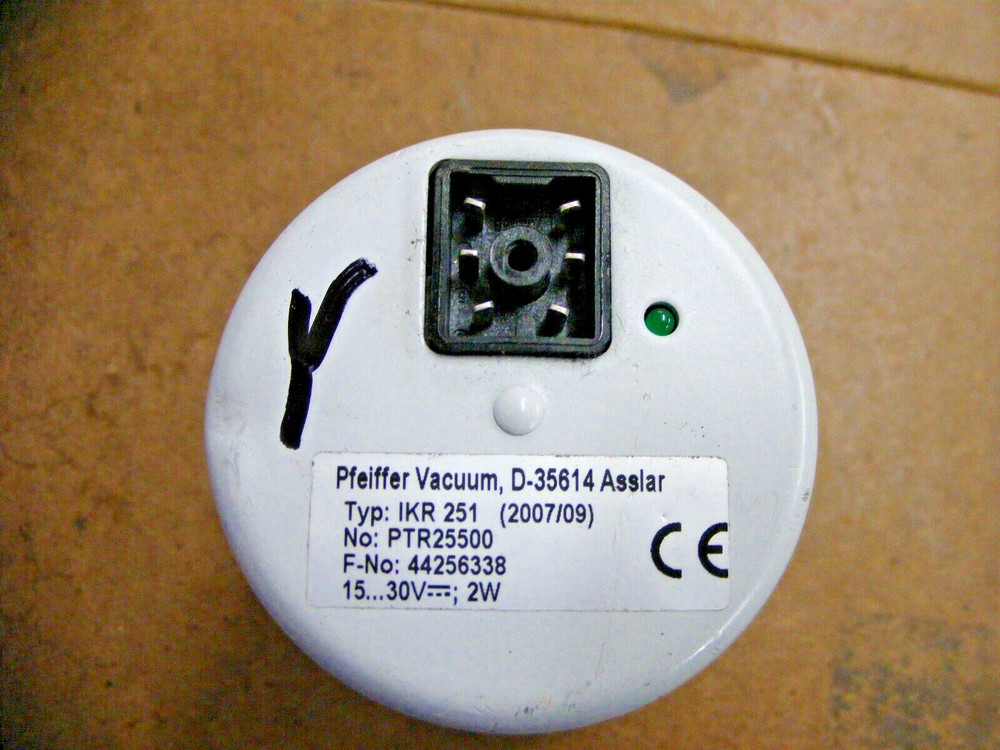 Pfeiffer Vacuum PTR25500 Compact Cold Cathode Gauge (y)