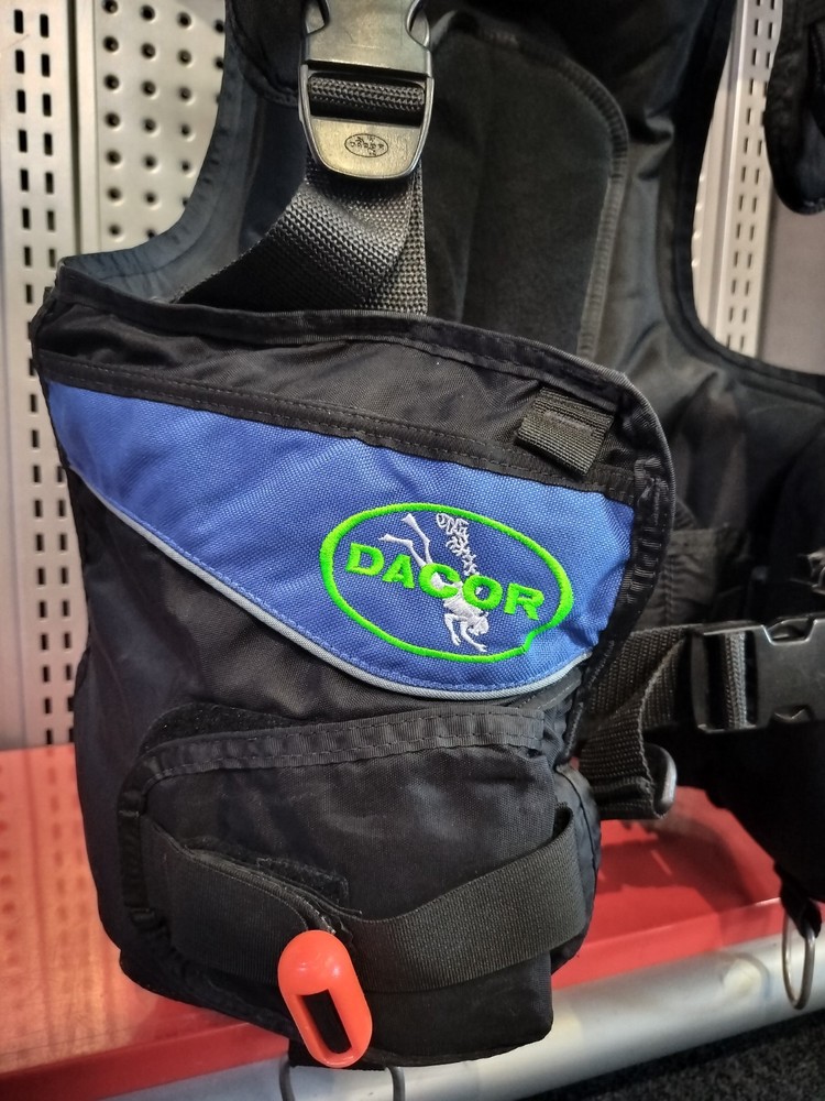 Dacor Nautica BCD Weight Integrated Size Medium