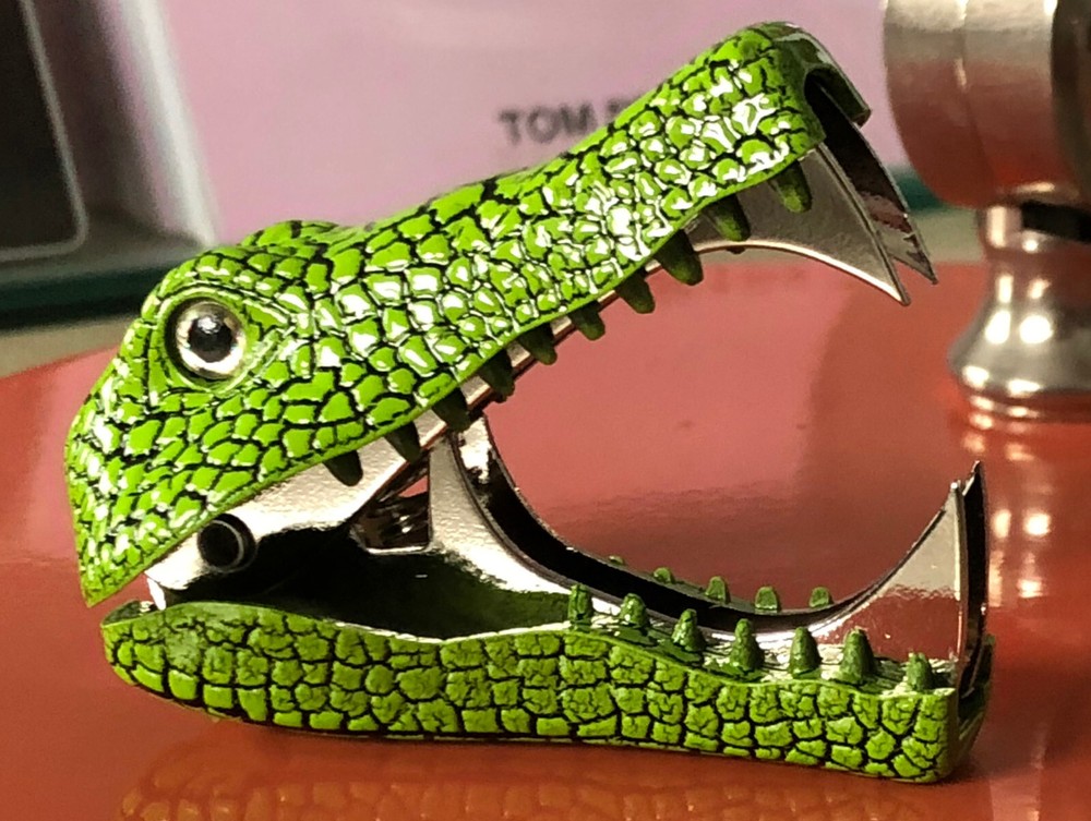 Crocodile Staple Remover