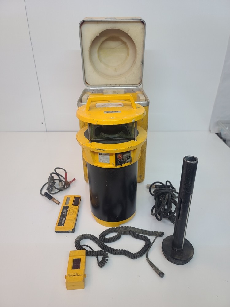 Spectra Physics 944 SL Rotary LaserLevel w/ Case