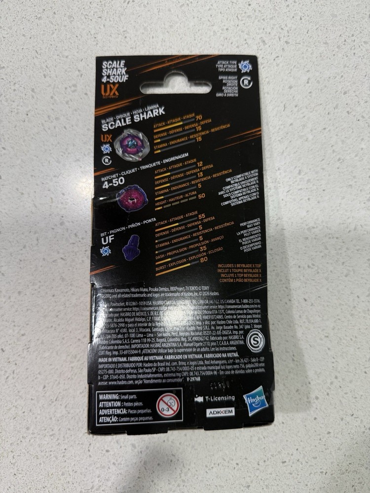 Beyblade x Scale Shark 4-50 UF HASBRO in hand