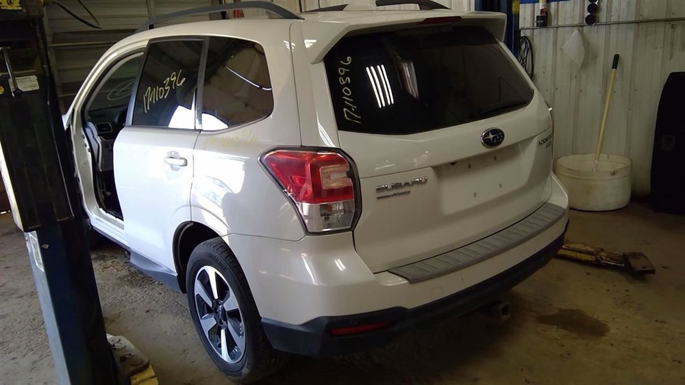 Camera/Projector Camera Windshield Mounted Fits 17-18 FORESTER 10311405