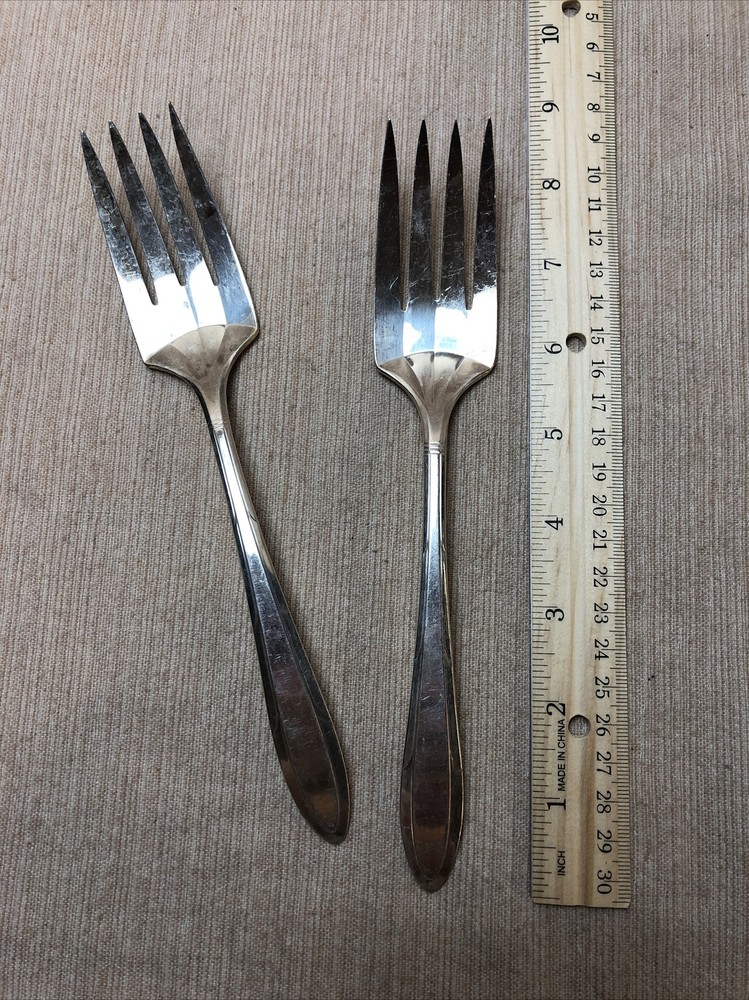Cold Meat Fork Reverie Nobility Oneida 1937 2  Available VGUC