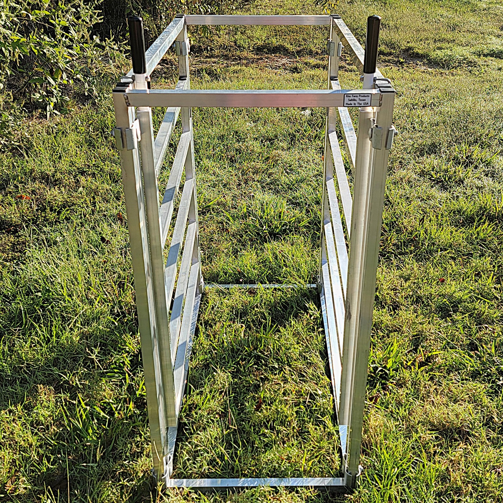 Aluminum 40-Inch-Tall Sheep & Goat 3 Way Sorter gate 4 Sorting Alley Pen Systems