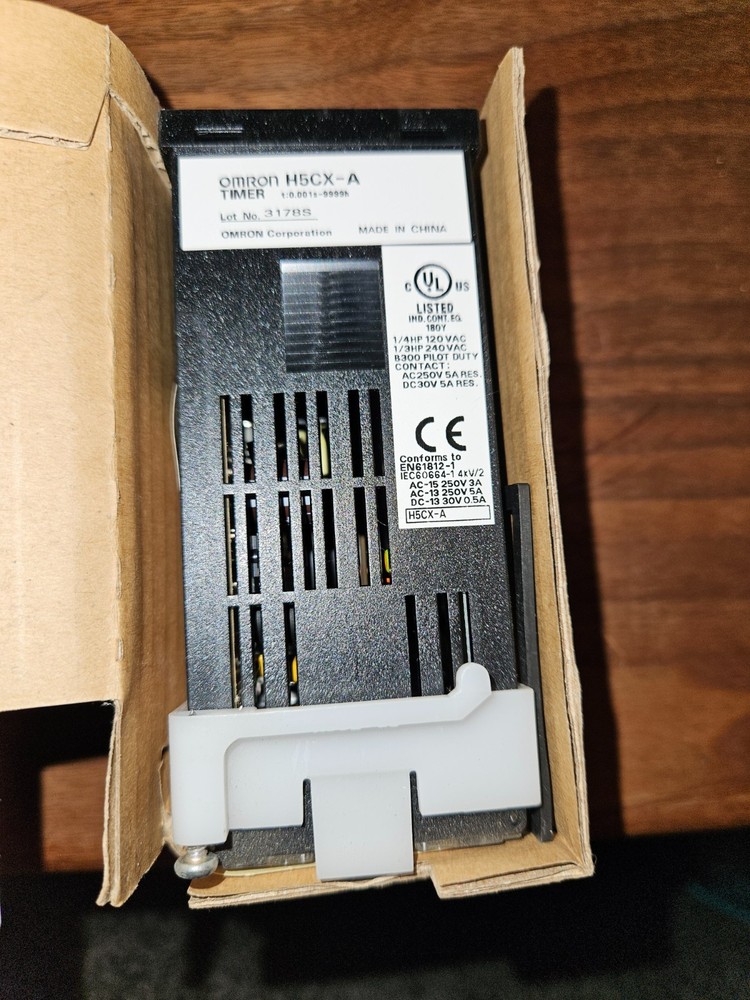 Omron H5CX A