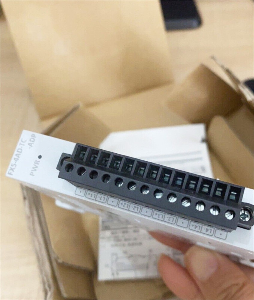 Mitsubishi FX5-4AD-TC-ADP Programmable Controller 1PC New