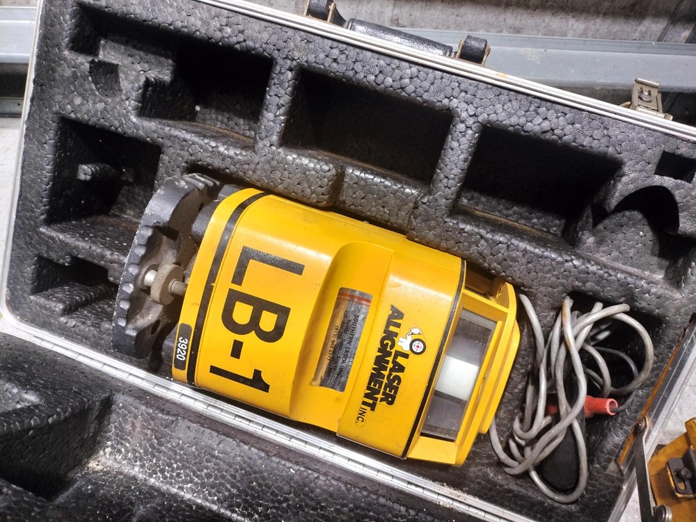 Laser Alignment Laser Beacon Model 3900 3920