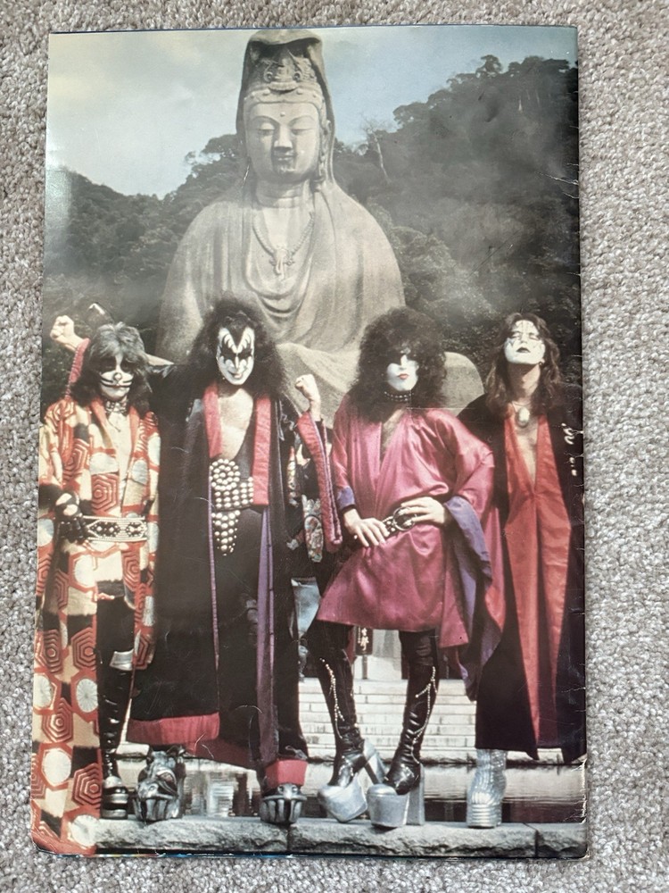 KISS World Tour ‘77 & ‘78 Vintage Concert Program Tourbook Love Gun Alive II