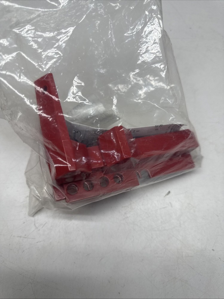 MASTER LOCK S3920 BUTTERFLY VALVE LOCKOUT