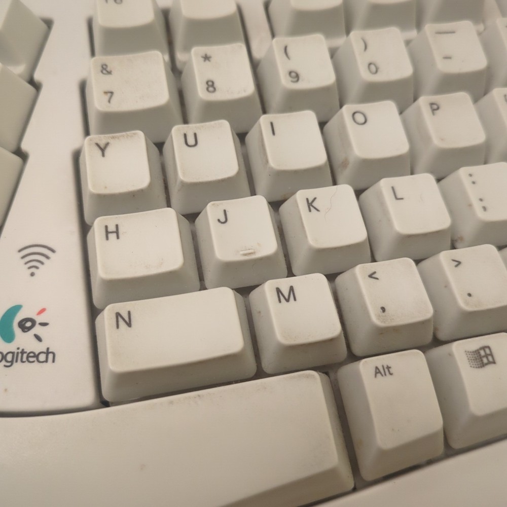 Untested Logitech Cordless Desktop Pro Ergonomic keyboard circa 2000 867038-0100