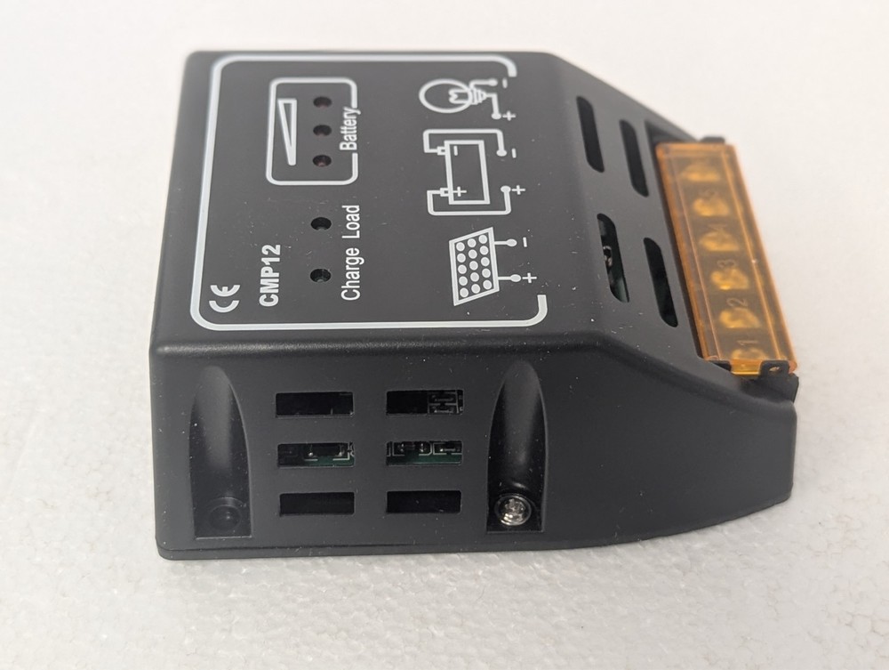 Solar Charge Controller - 12 Volts 10 Amp Solar Controller -CMP12