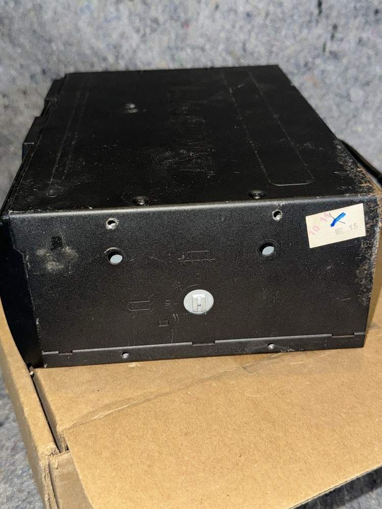 Blaupunkt AUDI CDC A08 10 CD Changer ONLY UNTESTED