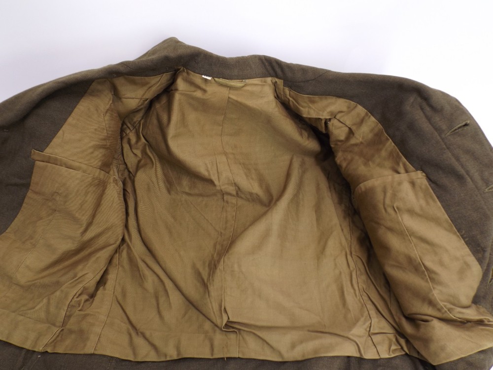 WWI & WWII Wool IKE Field Jacket - 44th Infantry & Red Diamond patch - Size 34 R