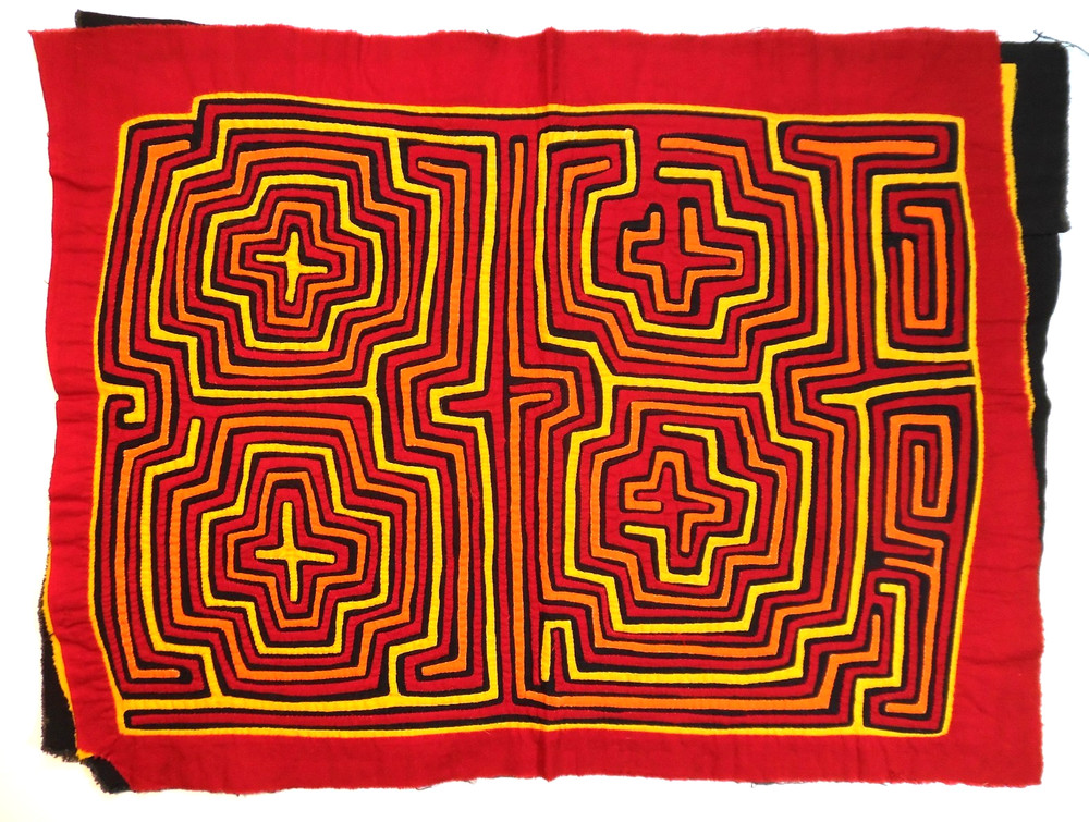 Well-made and Super Colorful interlocking pattern GUNA MOLA [Boston Primitive]