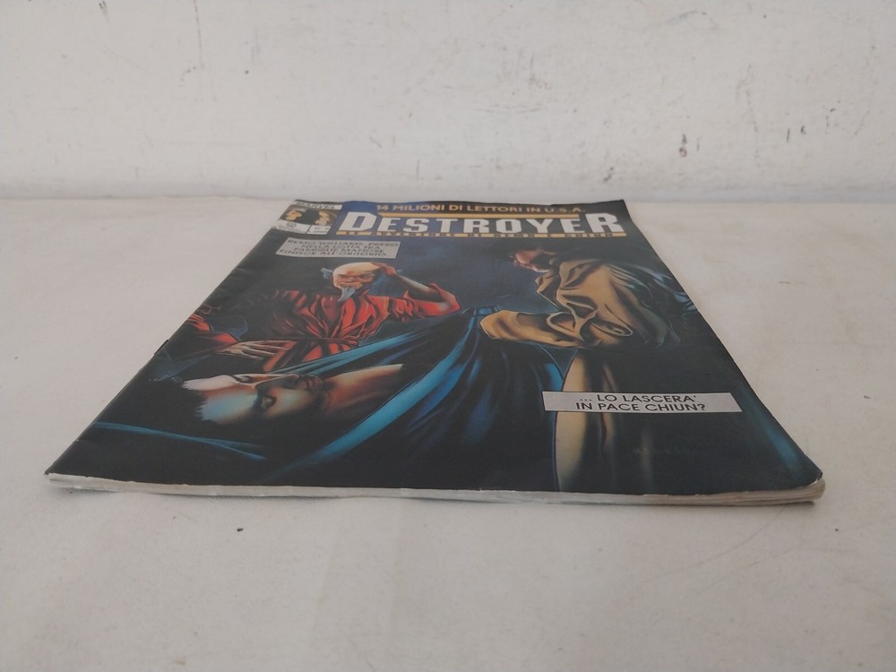 Comic DESTROYER 6 Publisher: PLAY PRESS