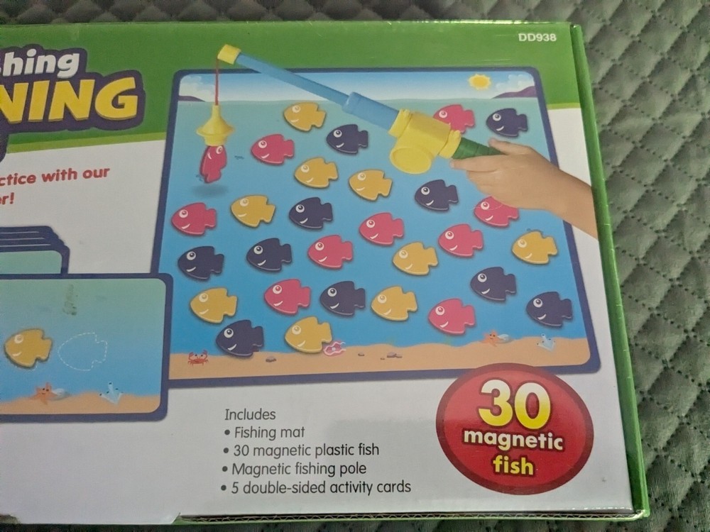 Lakeshore Let's Go Fishing Patterning Center