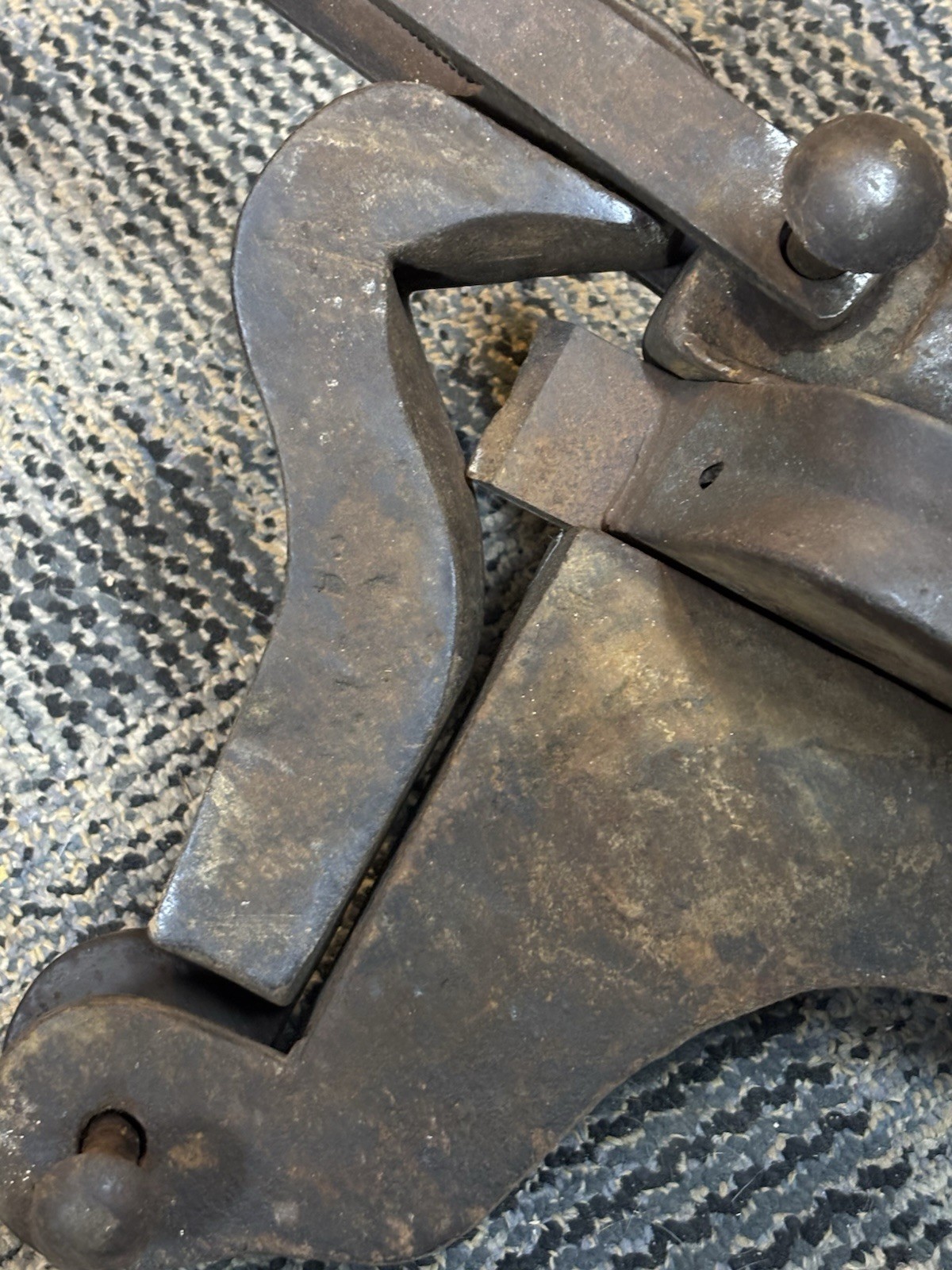 WINDMILL WATER WELL PIPE DOG PULLER antique vintage PAT 1885 GOOD CONDITION!!!