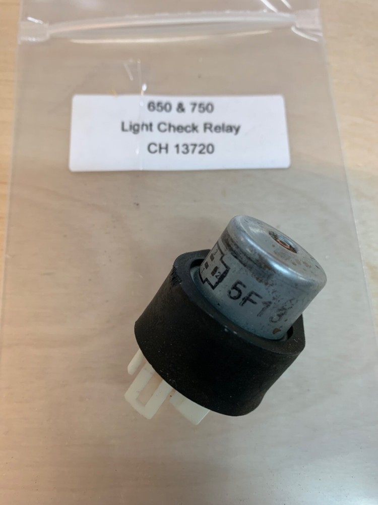 John Deere 650/ 750 Tractor Light Check Relay
