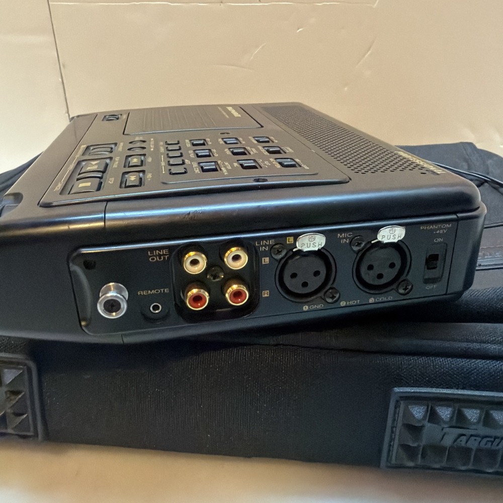 Marantz Solid State Recorder PMD670 Portable + Power Adapter No Card