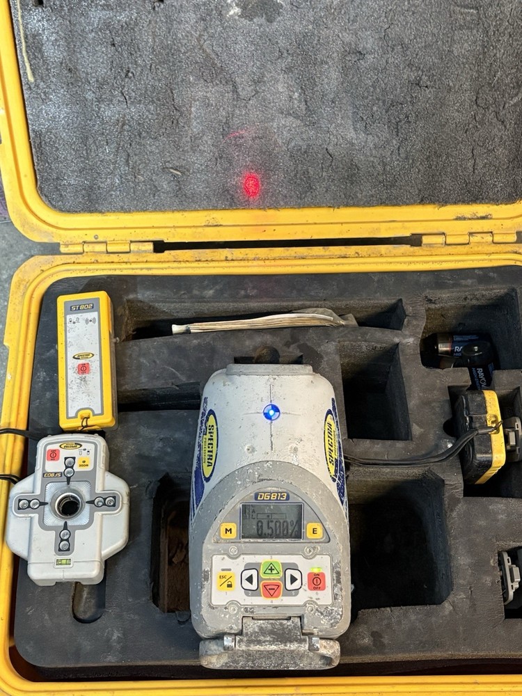 Spectra Dg813 Pipe Laser