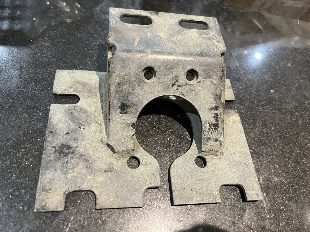Land Rover Steering Column Bracket Mount