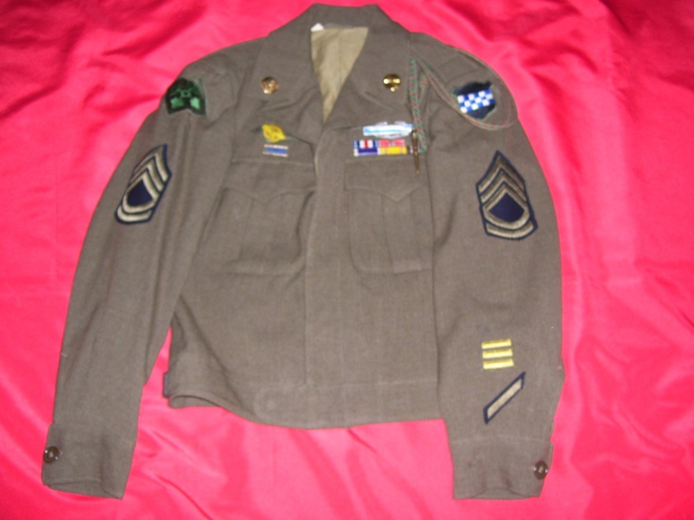 WWII NAMED 4TH INFANTRY DIVION D-DAY INVASION UNIFORM