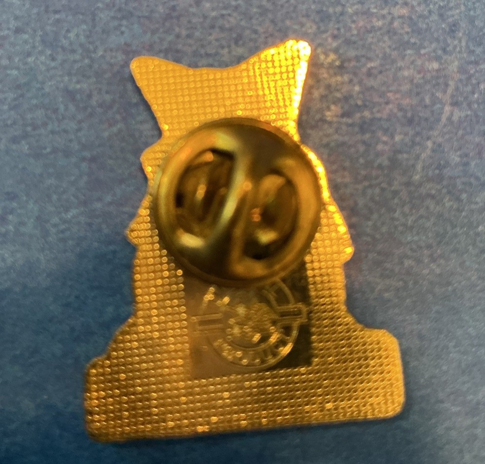 1986 Spuds Mackenzie Pin