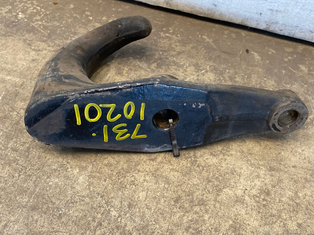 Freightliner Tow Hooks & Couplings (731-10201)