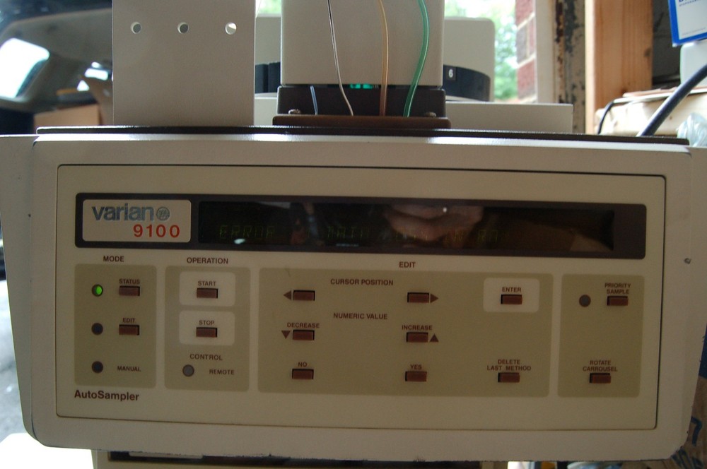 Varian 9100 autosampler HPLC LC sampler auto