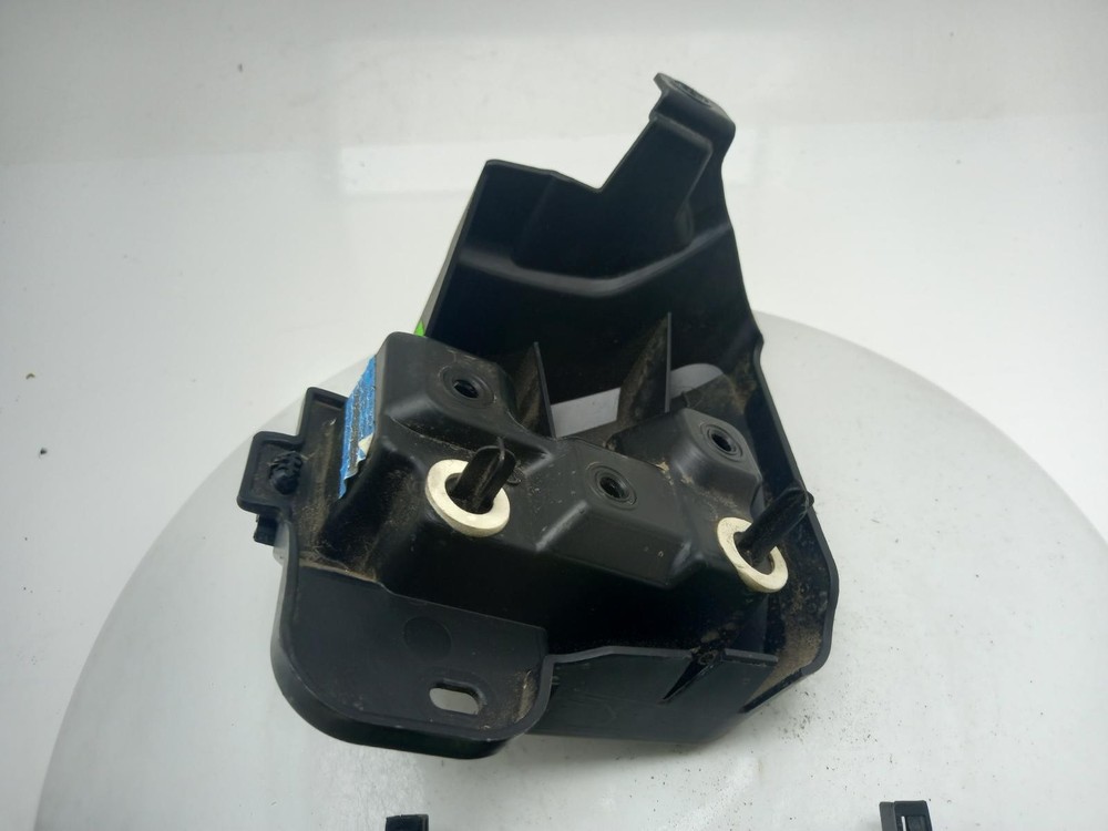 RENAULT CLIO Rear Bumper Bracket 2019-2026