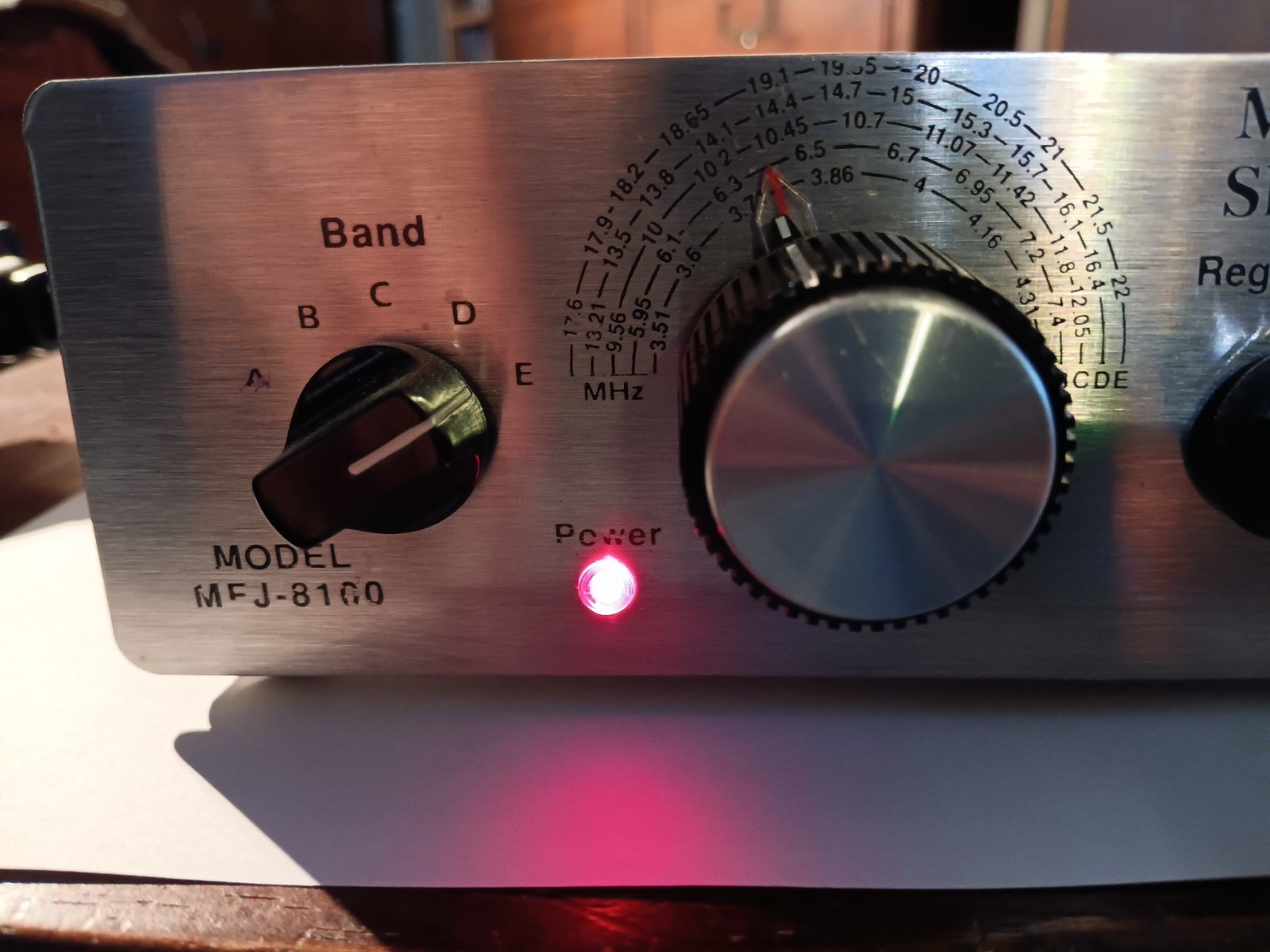 MFJ 8100 World Band Shortwave Radio AS IS