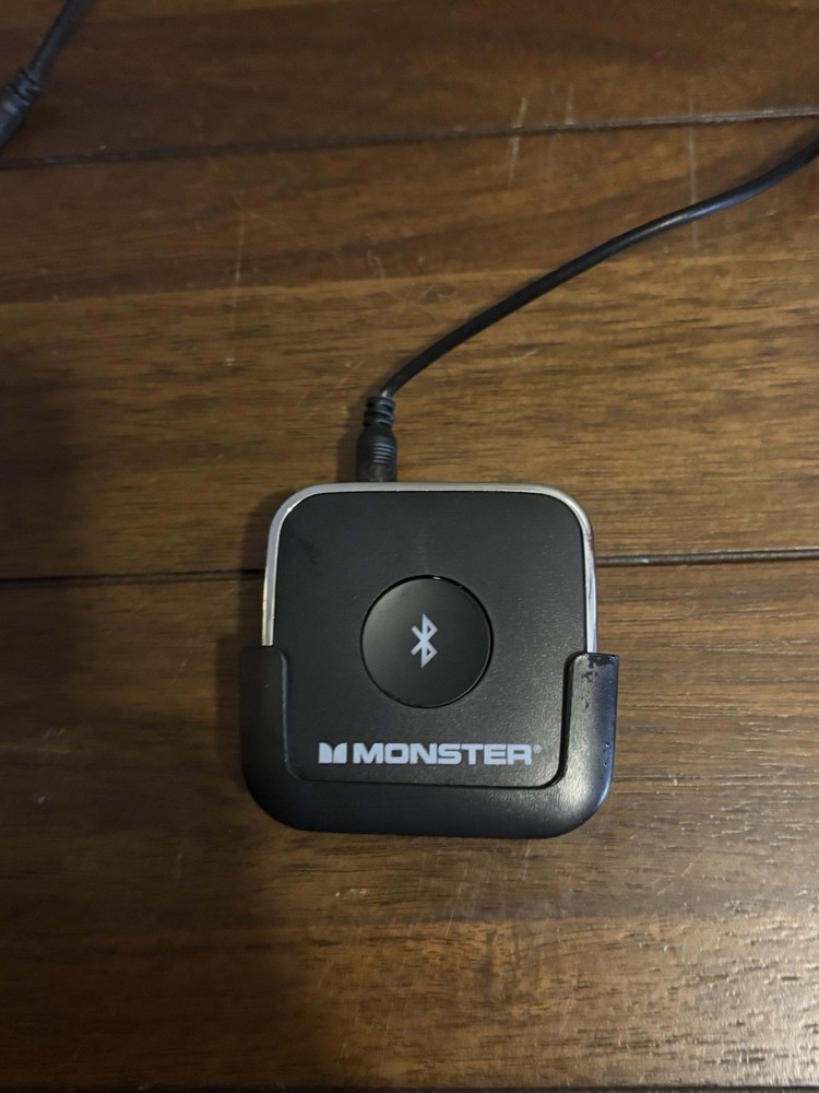 Monster Bluetooth Wireless Audio Transmitter 3.5mm Jack Black