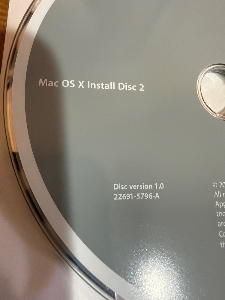 Mac Pro OS X Install Disc 1 & 2 Version 10.4.6 2006