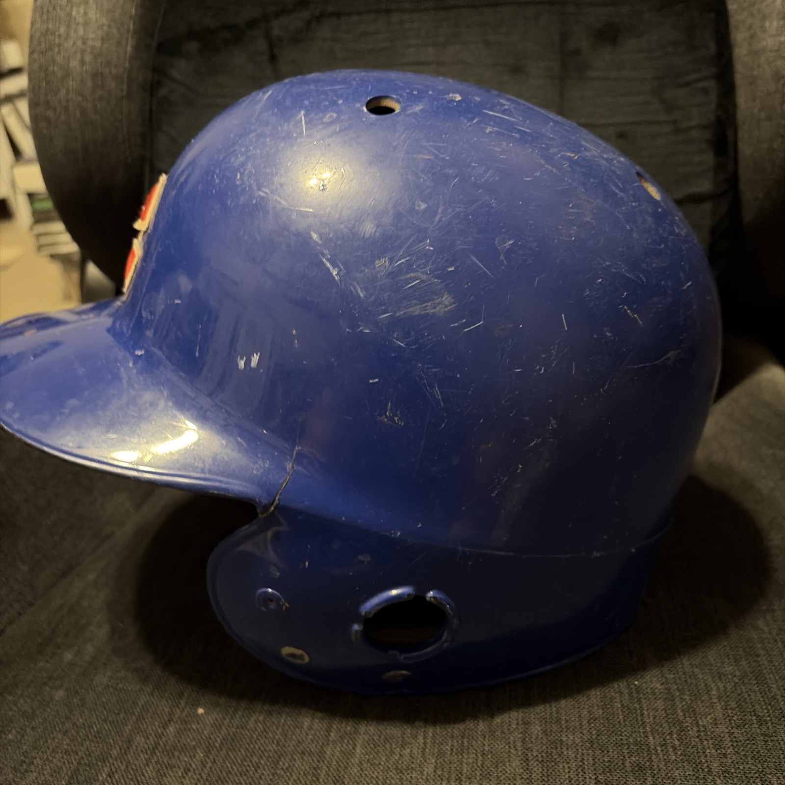 Rare Chicago Cubs Used Batting Helmet Cracked Vintage LG