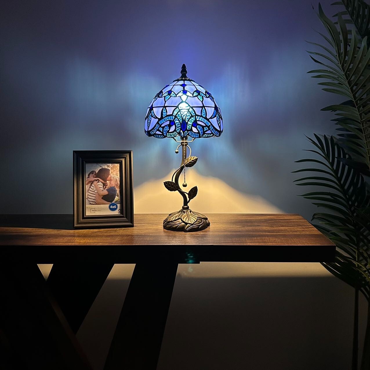 Tiffany Style Table Lamp Blue Stained Glass Baroque Style LED Bulb 8"W*8"D*16"H