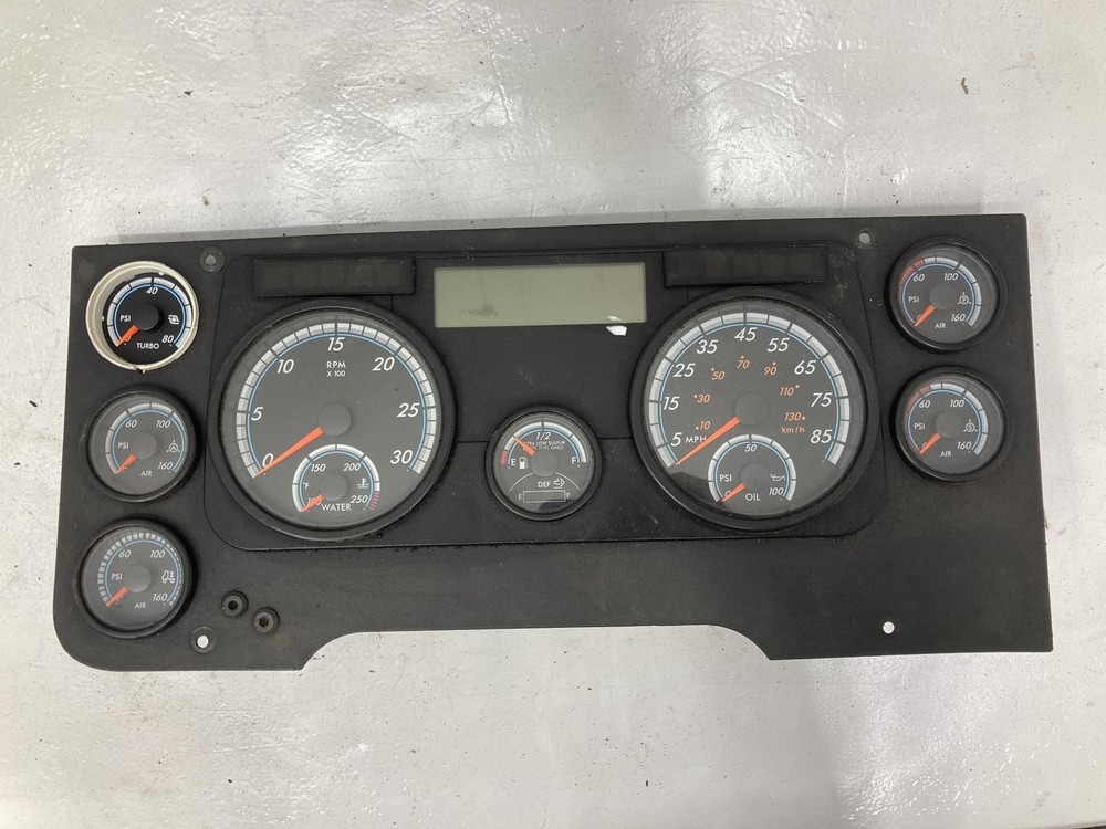 2014-2016 Freightliner CASCADIA Speedometer Instrument Cluster - Used