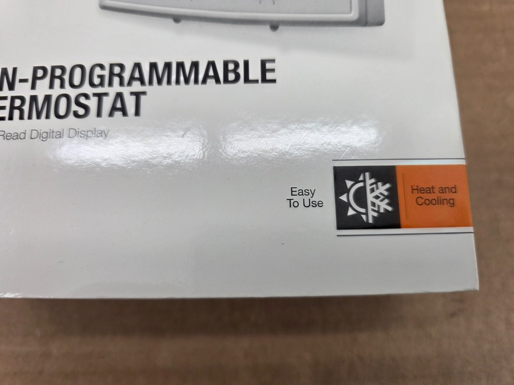 Honeywell RTH111B1024 Horizontal Digital Non-Programmable Thermostat