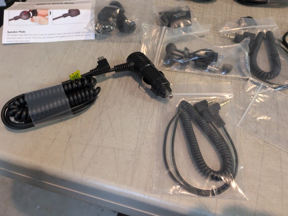 Sena SMH10D-11 Dual Motorcycle Bluetooth Headset Intercom READ DESCRIPTION!