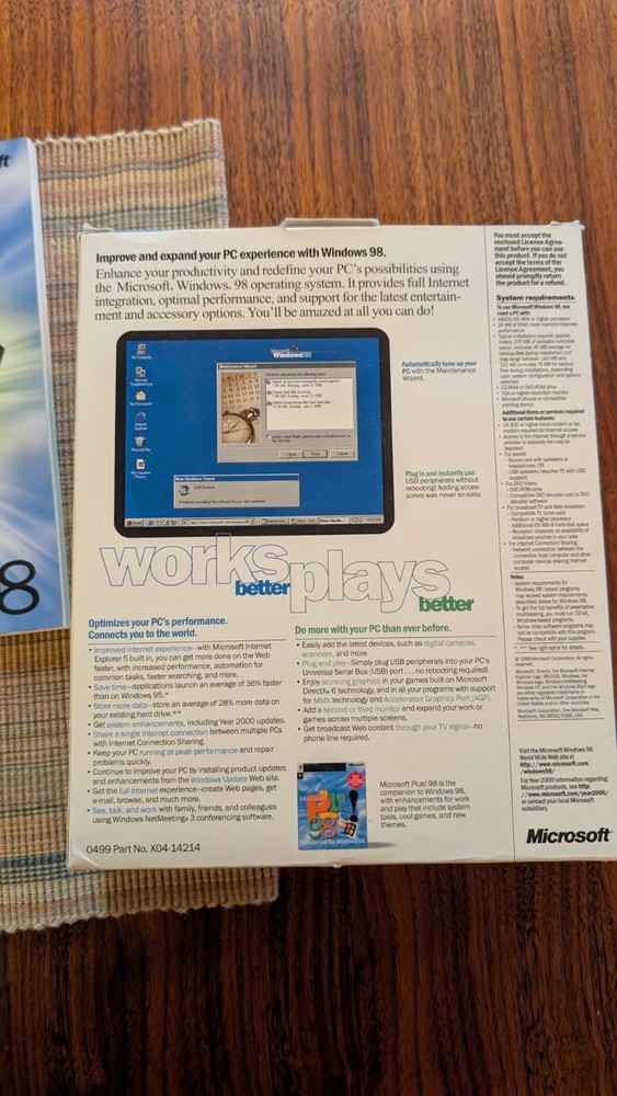 Microsoft Windows 98 Upgrade Second Edition Vintage - CD and Key Code