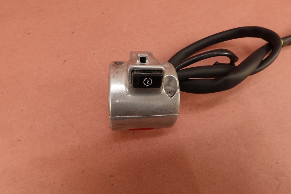 2003-2008 Honda VTX1300C Right Handlebar Stop Start Kill Switch