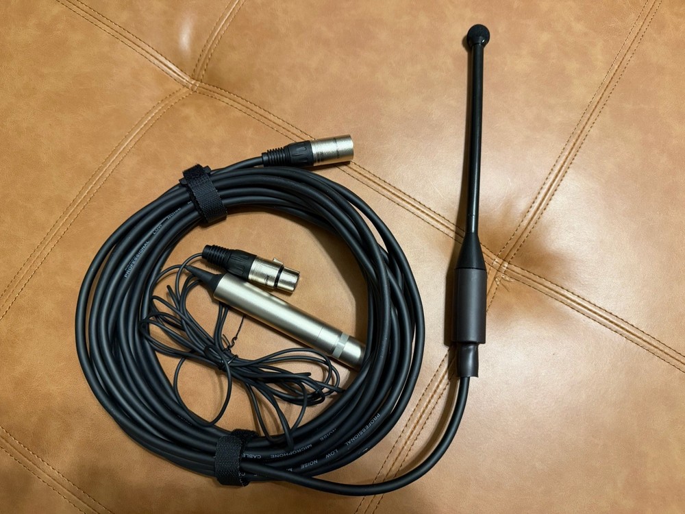 Working Replica Bob Barker’s Iconic Skinny Microphone