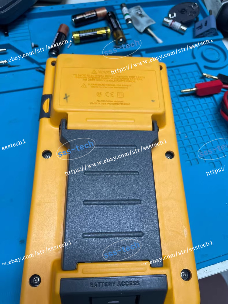 Fluke 744 Record multi-function process calibrator/used /UPS#XX