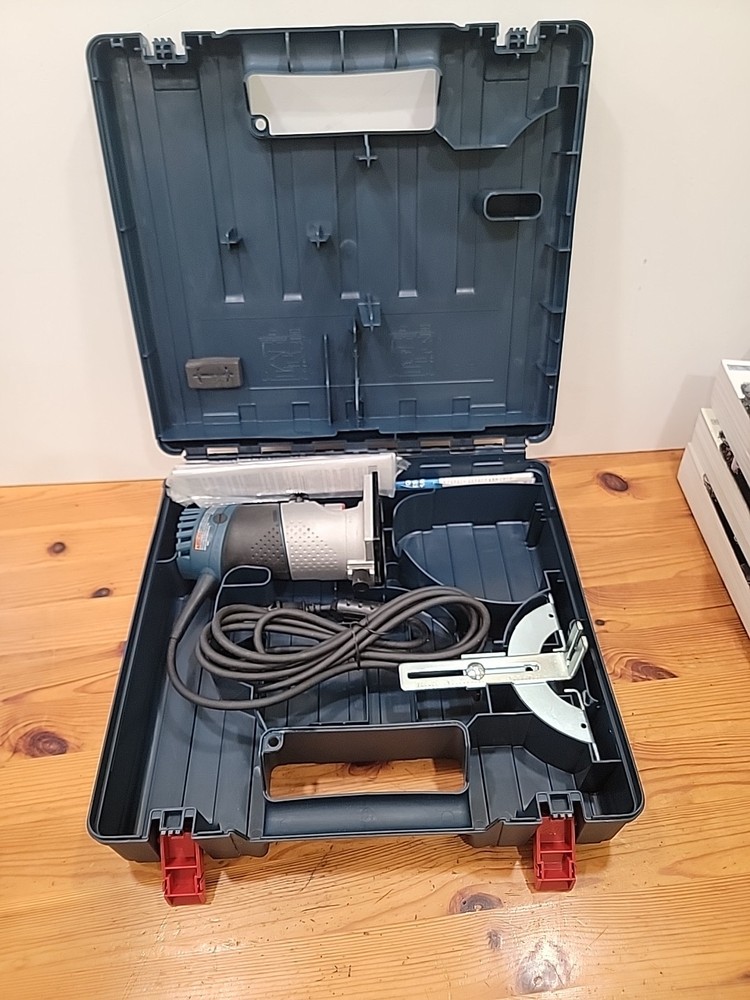 Bosch PR20EVS 1 HP Variable Speed Palm Router with Case