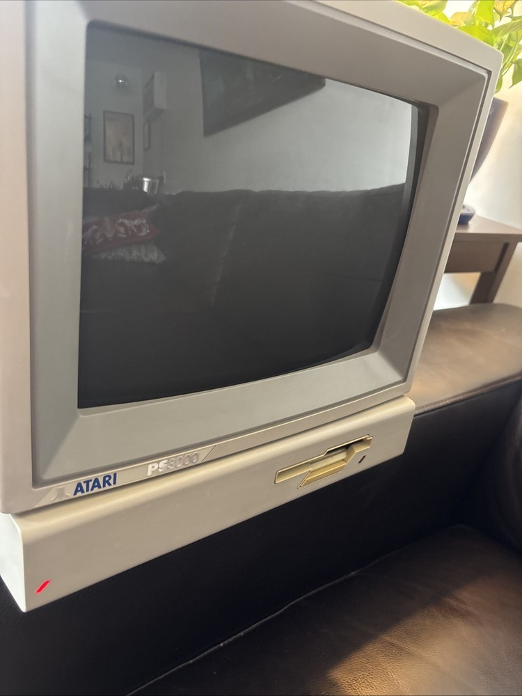 Vintage Atari computer PS3000 Mega ST4 W/fast ICD Mouse Keyboard Power Pack Read