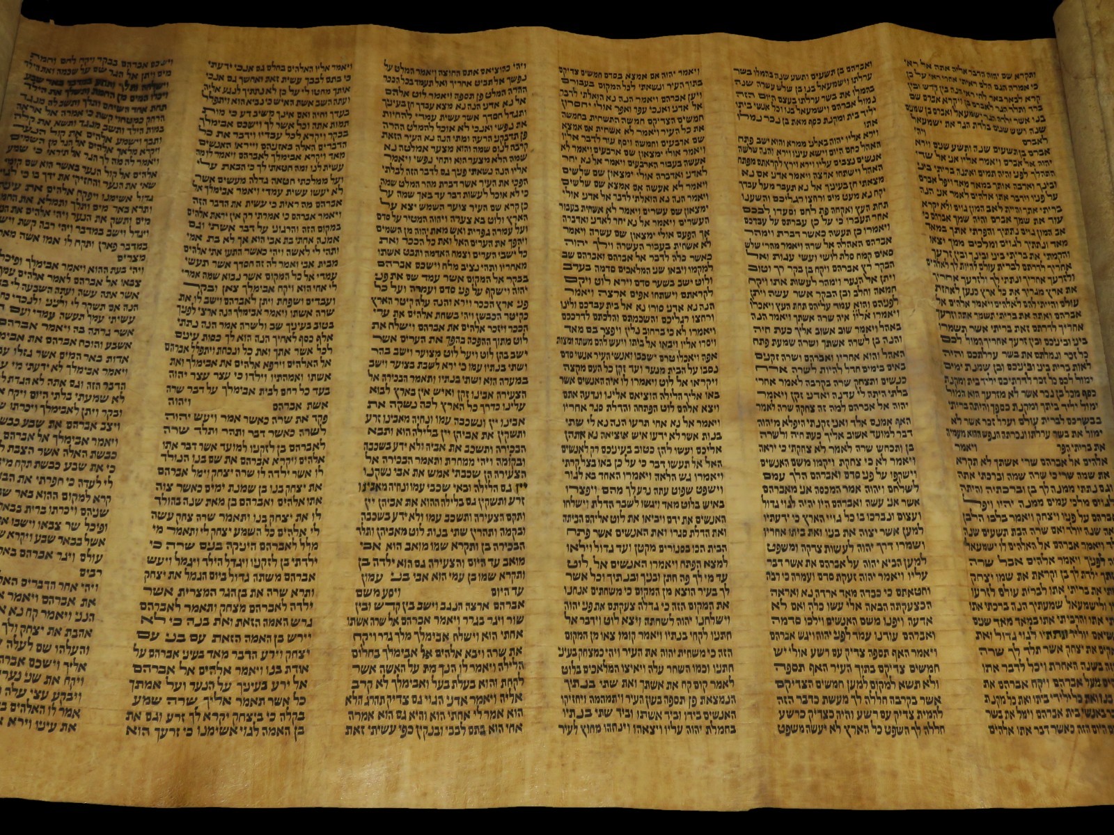 TORAH SCROLL BIBLE VELLUM MANUSCRIPT 300 YRS OLD YEMEN COMPLETE Book of Genesis