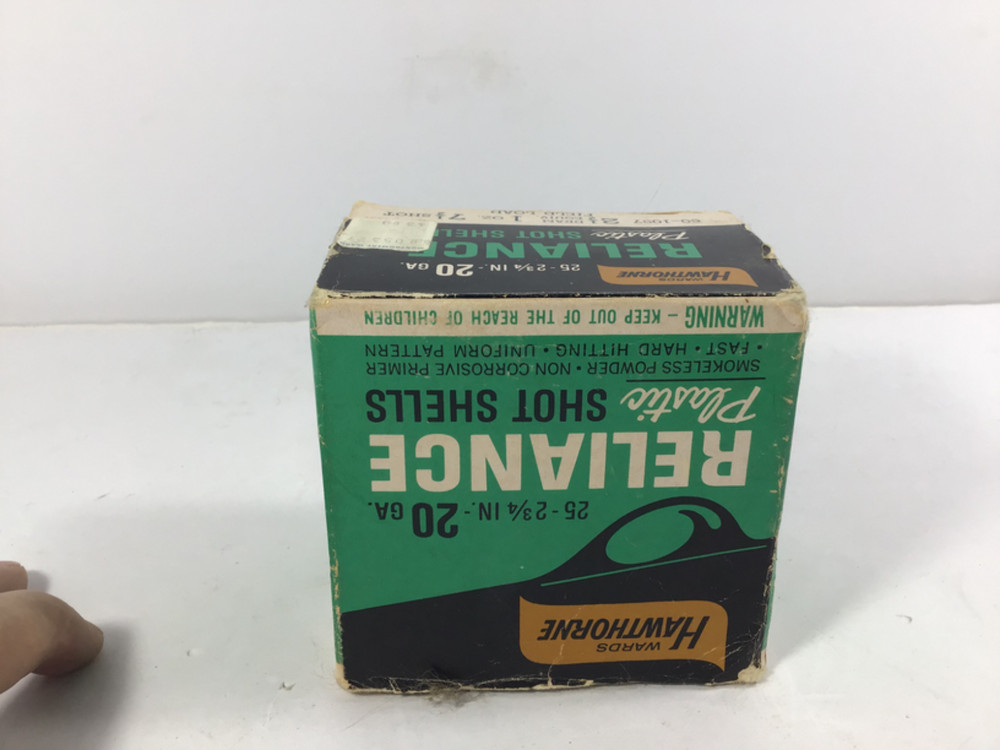 Vintage Wards Hawthorne 20 Ga. Plastic Shot Shell ( EMPTY BOX )