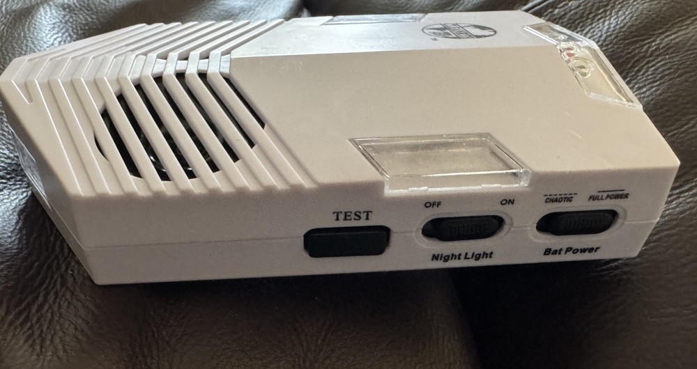 Cleanrth CB006 Advanced Ultrasonic Bat Repelling System - TESTED Working