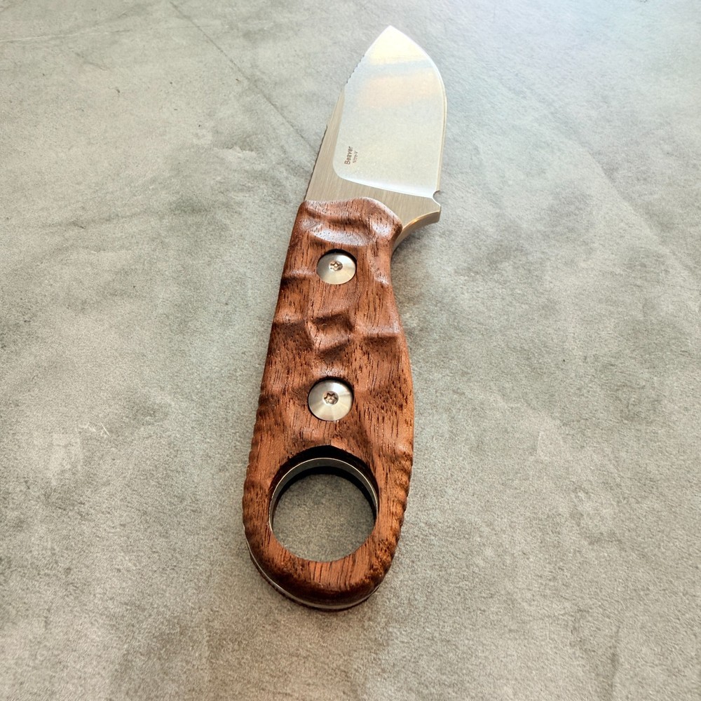 Royalcurl walnut handles Scales for Kizer Beaver